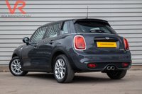 USED 2020 20 MINI HATCH 2.0 Cooper S Classic Hatchback 5dr Petrol Manual Euro 6 (s/s) (192 ps) Bluetooth + Cruise Control + Black Contrast Roof