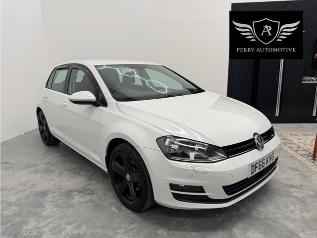 View our VOLKSWAGEN GOLF