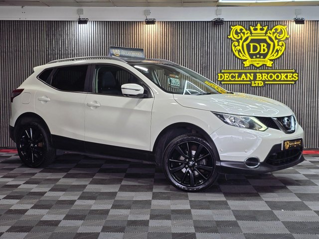 View our NISSAN QASHQAI