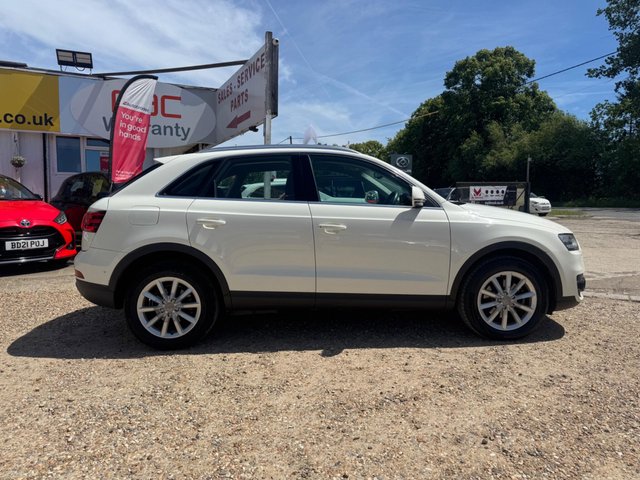 View our AUDI Q3
