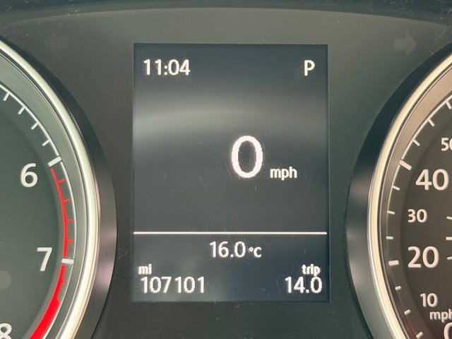 View our VOLKSWAGEN GOLF