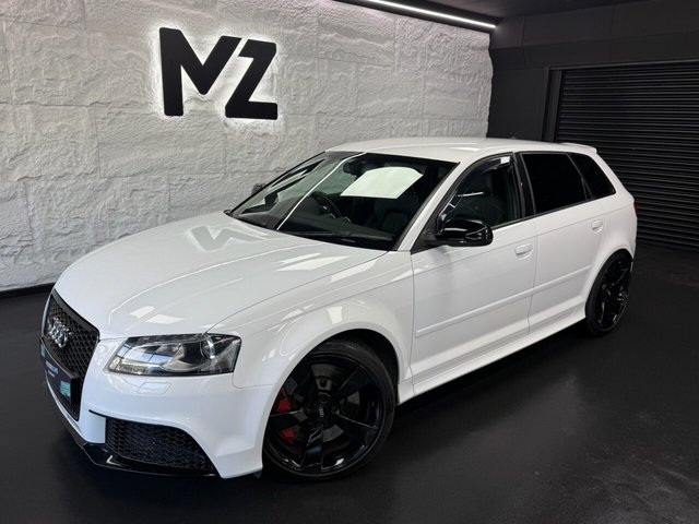 View our AUDI RS3