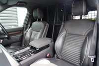 USED 2018 68 LAND ROVER DISCOVERY 3.0 SD V6 HSE Auto 4WD Euro 6 (s/s) 5dr Genuine Urban!! Commercial!