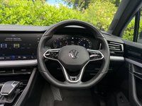 USED 2021 21 VOLKSWAGEN TOUAREG 3.0 TSI V6 Black Edition SUV 5dr Petrol Tiptronic 4Motion Euro 6 (s/s) (340 ps) 