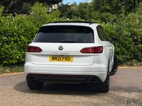 USED 2021 21 VOLKSWAGEN TOUAREG 3.0 TSI V6 Black Edition SUV 5dr Petrol Tiptronic 4Motion Euro 6 (s/s) (340 ps) 