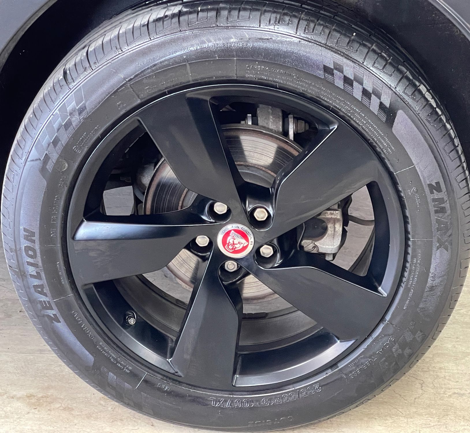 USED 2019 19 JAGUAR E-PACE 2.0 D180 R-Dynamic SE SUV 5dr Diesel Auto AWD Euro 6 (s/s) (180 ps) 