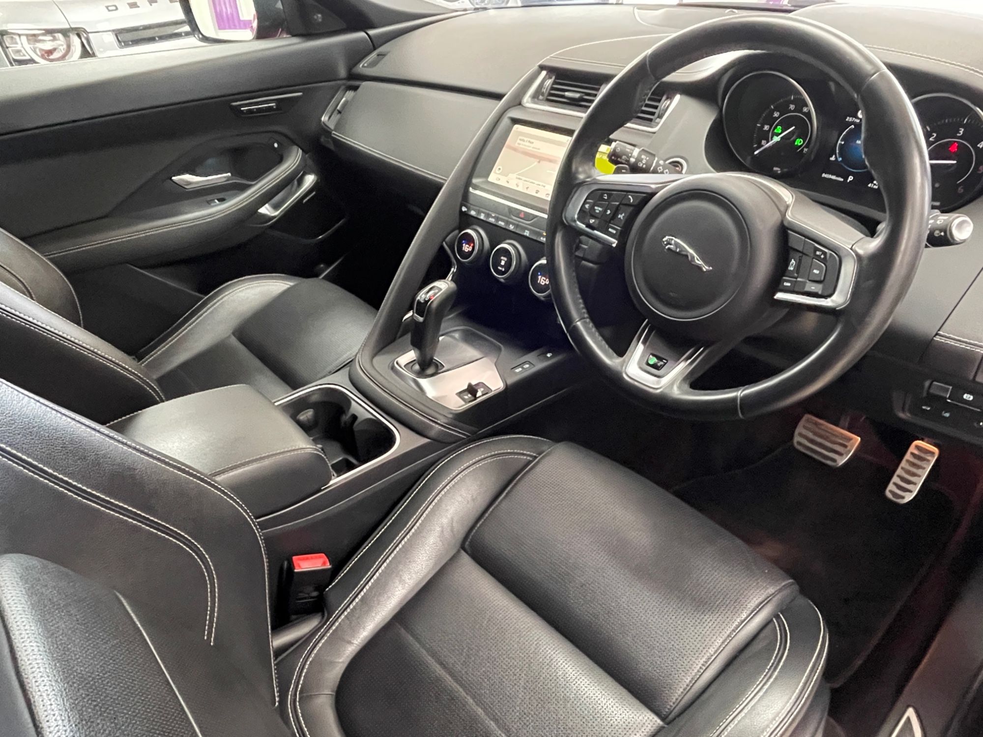 USED 2019 19 JAGUAR E-PACE 2.0 D180 R-Dynamic SE SUV 5dr Diesel Auto AWD Euro 6 (s/s) (180 ps) 