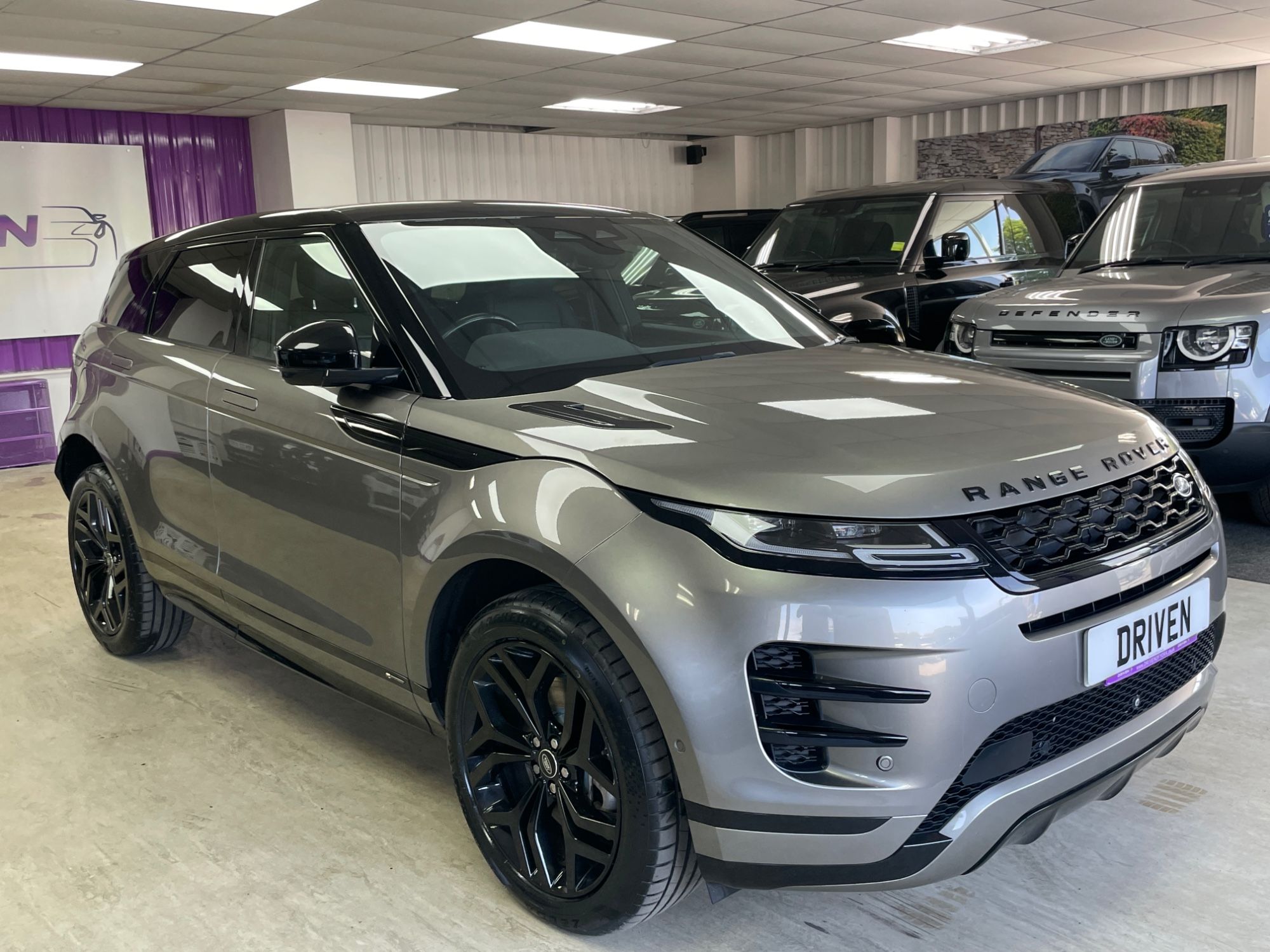 USED 2021 21 LAND ROVER RANGE ROVER EVOQUE 2.0 D200 MHEV R-Dynamic SE SUV 5dr Diesel Auto 4WD Euro 6 (s/s) (204 ps) 