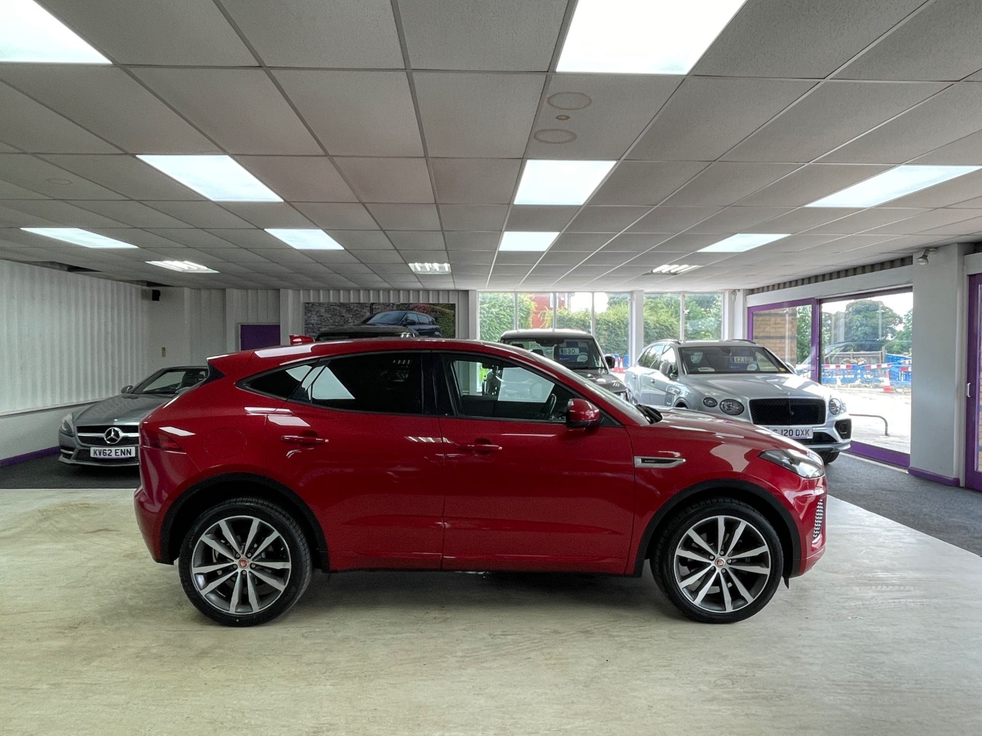 USED 2019 19 JAGUAR E-PACE 2.0 D180 R-Dynamic HSE SUV 5dr Diesel Auto AWD Euro 6 (s/s) (180 ps) 