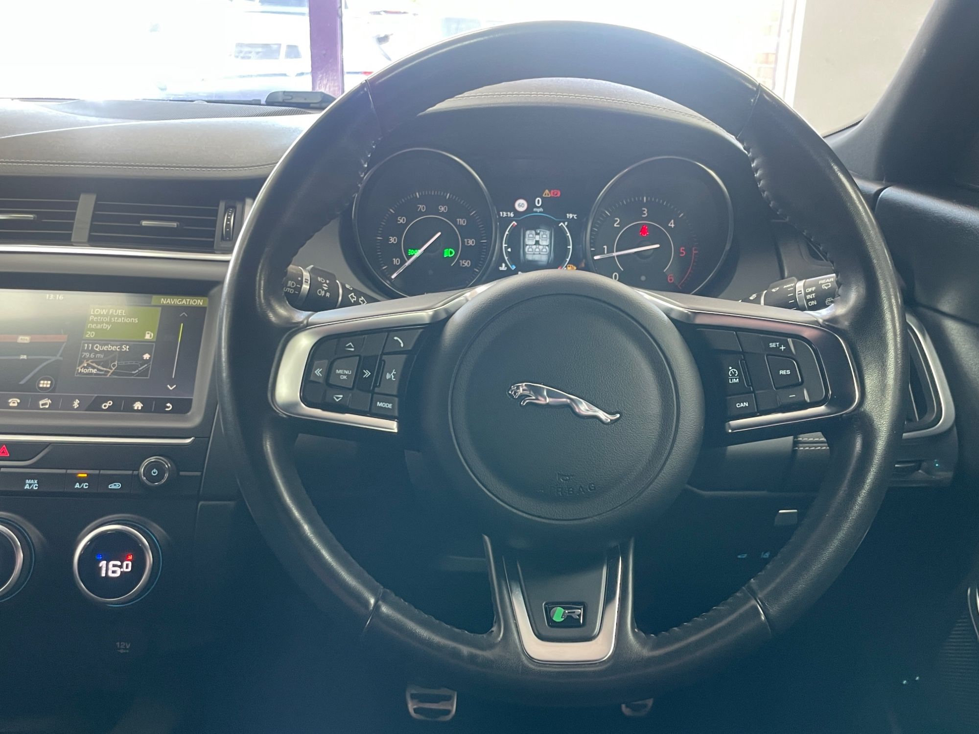 USED 2019 19 JAGUAR E-PACE 2.0 D150 R-Dynamic S SUV 5dr Diesel Manual Euro 6 (s/s) (150 ps) 
