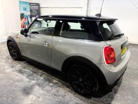 USED 2017 17 MINI HATCH 1.5 Cooper Hatchback 3dr Petrol Manual Euro 6 (s/s) (136 ps) Air Con-2 Keys-Great History