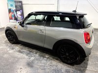 USED 2017 17 MINI HATCH 1.5 Cooper Hatchback 3dr Petrol Manual Euro 6 (s/s) (136 ps) Air Con-2 Keys-Great History