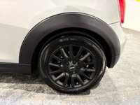 USED 2017 17 MINI HATCH 1.5 Cooper Hatchback 3dr Petrol Manual Euro 6 (s/s) (136 ps) Air Con-2 Keys-Great History