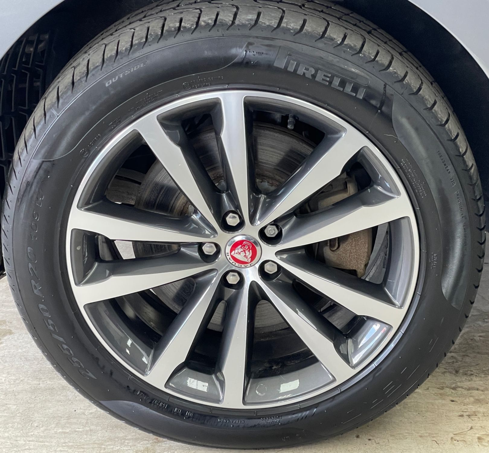 USED 2022 22 JAGUAR F-PACE 2.0 P400e 17.1kWh R-Dynamic SE SUV 5dr Petrol Plug-in Hybrid Auto AWD Euro 6 (s/s) (404 ps) 