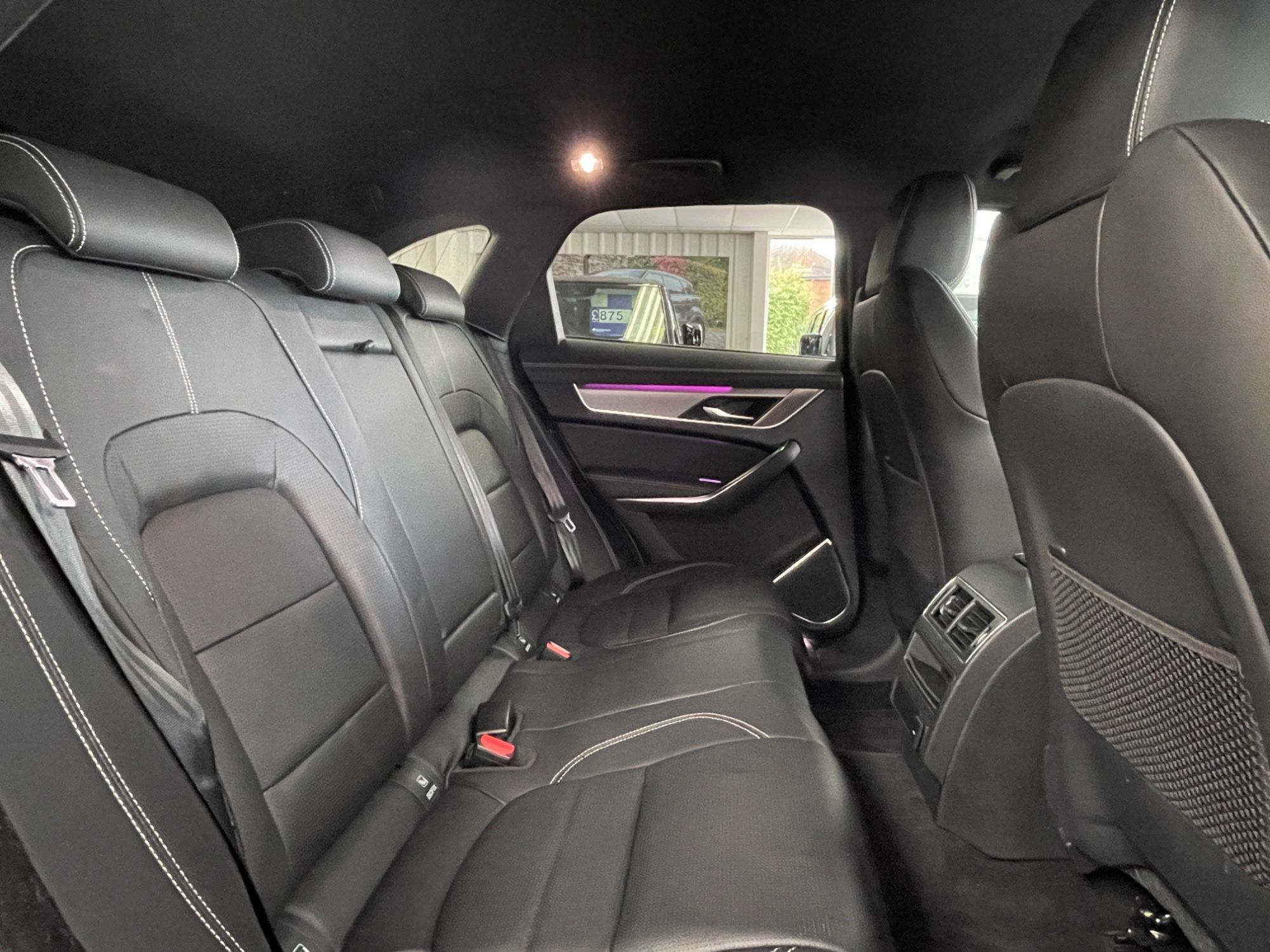 USED 2022 22 JAGUAR F-PACE 2.0 P400e 17.1kWh R-Dynamic SE SUV 5dr Petrol Plug-in Hybrid Auto AWD Euro 6 (s/s) (404 ps) 