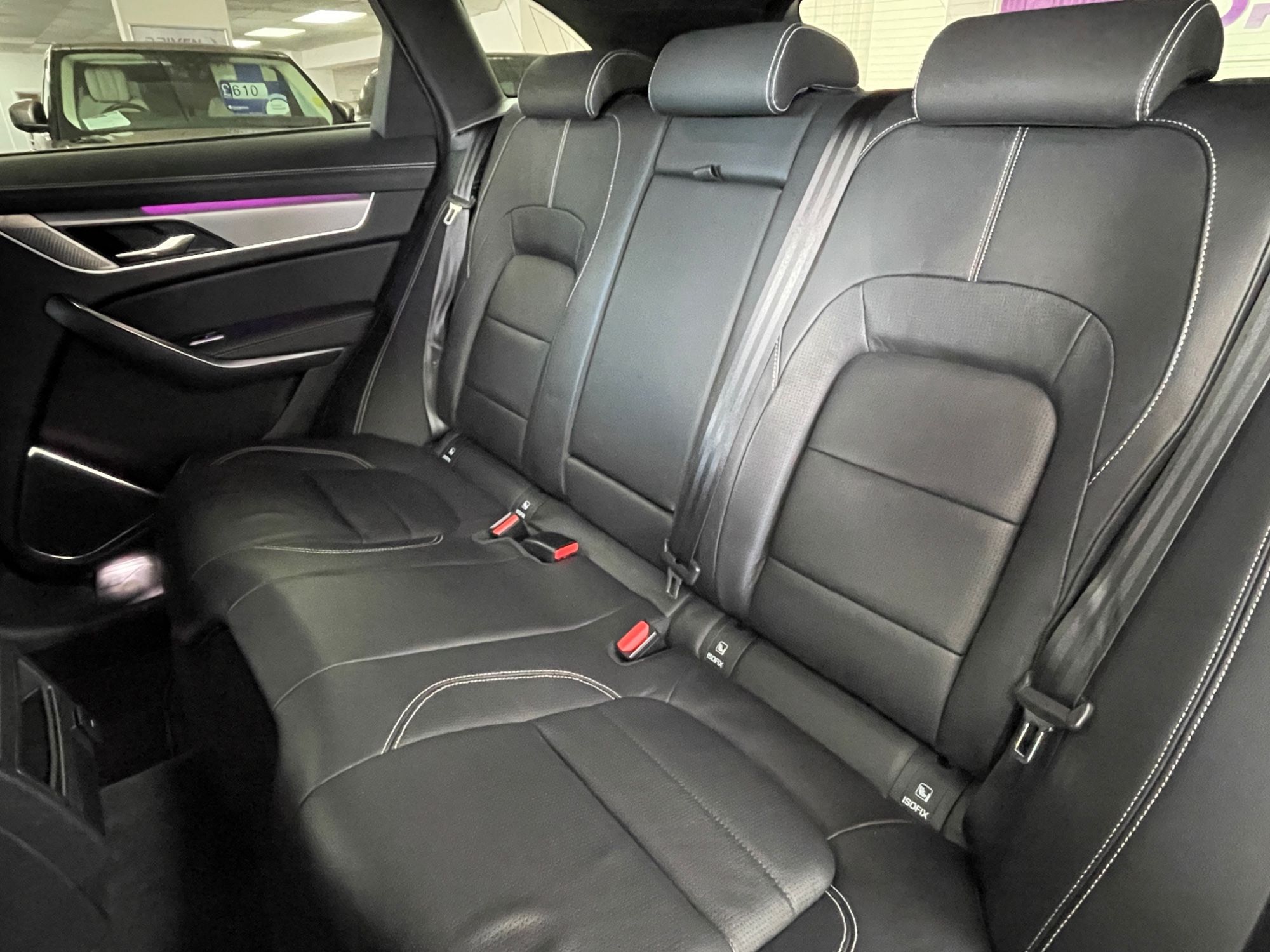 USED 2022 22 JAGUAR F-PACE 2.0 P400e 17.1kWh R-Dynamic SE SUV 5dr Petrol Plug-in Hybrid Auto AWD Euro 6 (s/s) (404 ps) 