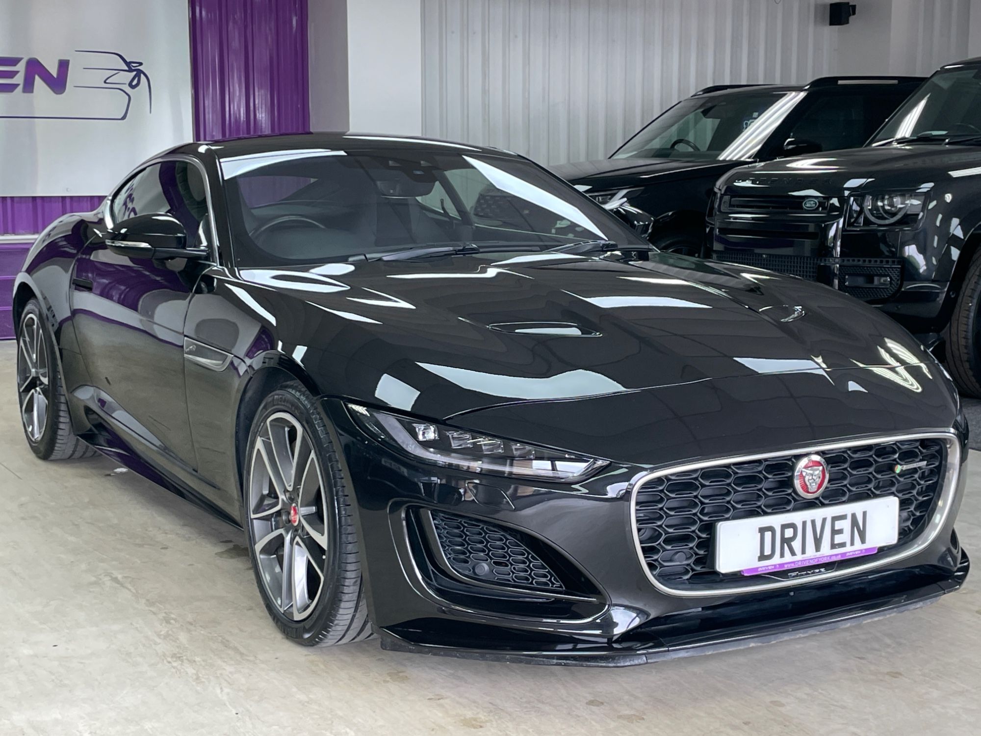 USED 2022 71 JAGUAR F-TYPE 2.0i R-Dynamic Coupe 2dr Petrol Auto Euro 6 (s/s) (300 ps) 