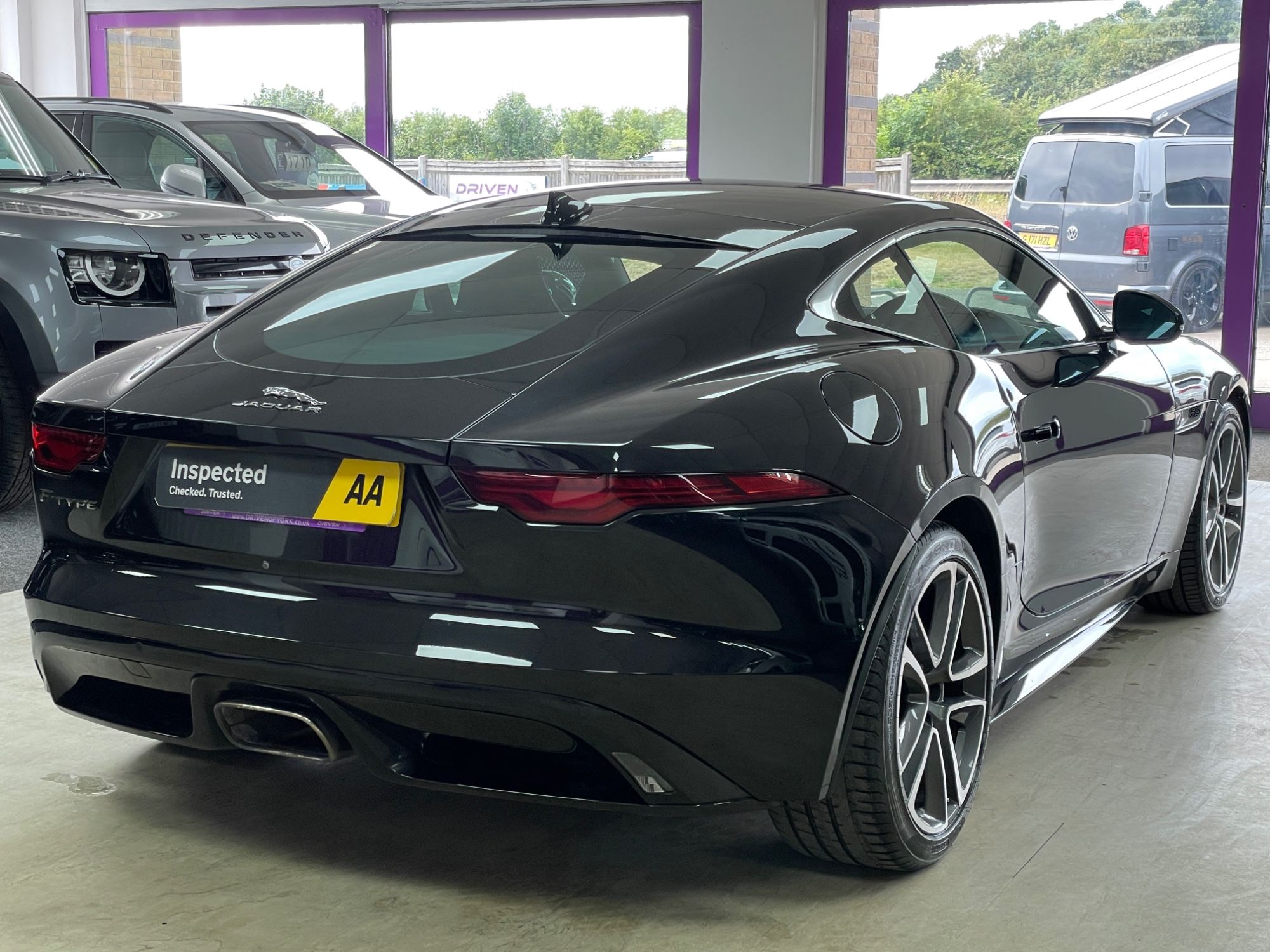 USED 2022 71 JAGUAR F-TYPE 2.0i R-Dynamic Coupe 2dr Petrol Auto Euro 6 (s/s) (300 ps) 