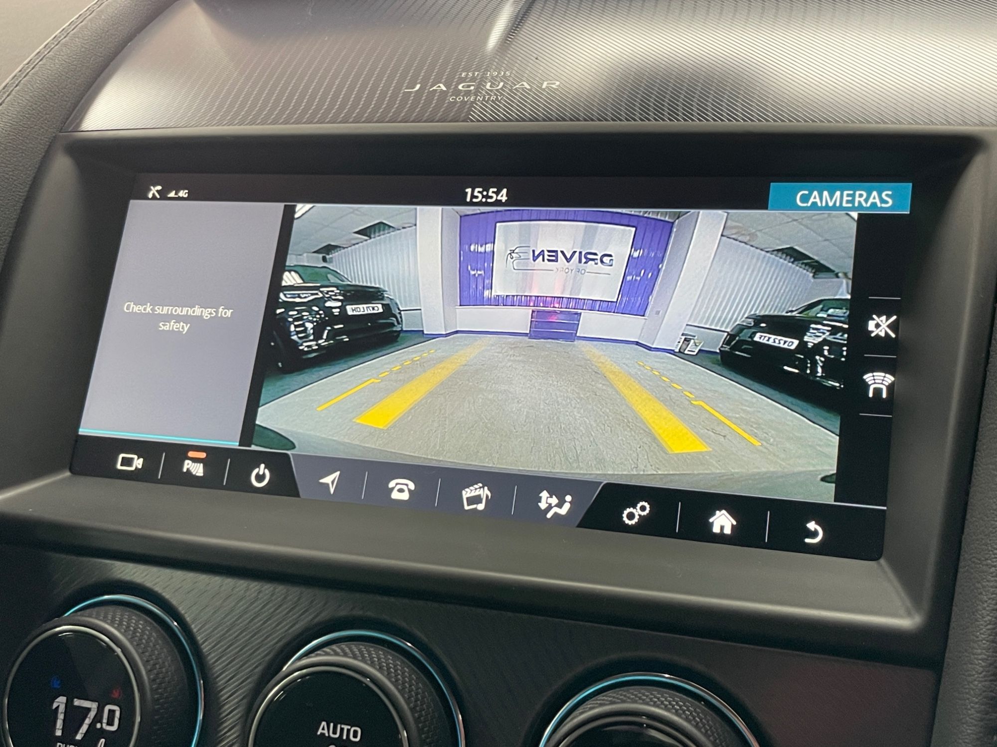USED 2022 71 JAGUAR F-TYPE 2.0i R-Dynamic Coupe 2dr Petrol Auto Euro 6 (s/s) (300 ps) 