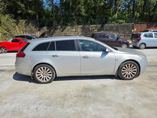 View our VAUXHALL INSIGNIA