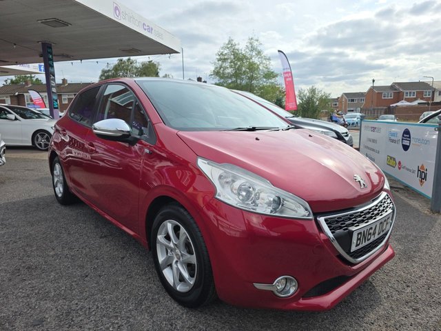 View our PEUGEOT 208