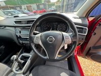 USED 2015 65 NISSAN QASHQAI 1.2 DIG-T Acenta SUV 5dr Petrol Manual 2WD Euro 6 (s/s) (115 ps) FAMILY SUV