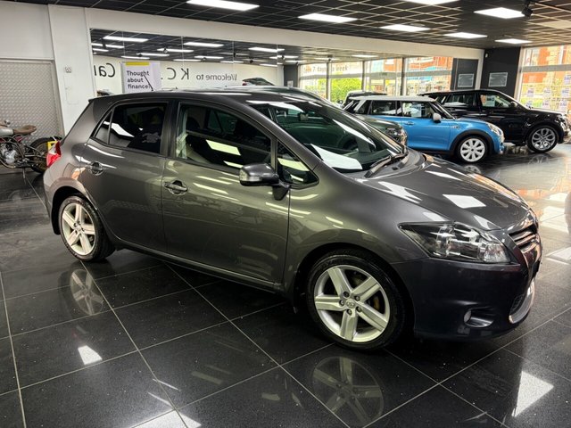 View our TOYOTA AURIS