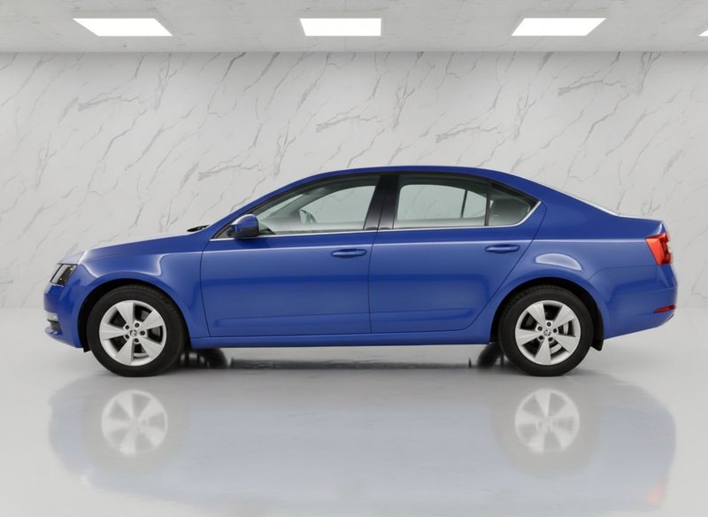 2019 Škoda Octavia in blue — photo 5 of 11