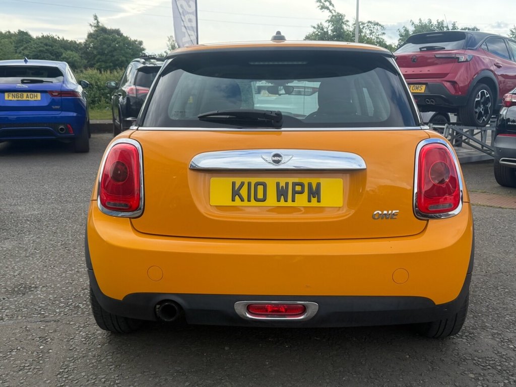 2015 Mini Hatch thumbnail 6