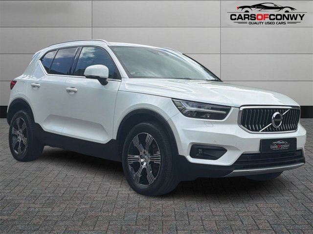 View our VOLVO XC40