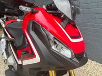 USED 2018 68 HONDA X-ADV 750 Scooter Petrol DCT Euro 4 (54 ps) X-CELLENT - X-AMPLE ADVENTURE SCOOT