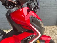 USED 2018 68 HONDA X-ADV 750 Scooter Petrol DCT Euro 4 (54 ps) X-CELLENT - X-AMPLE ADVENTURE SCOOT