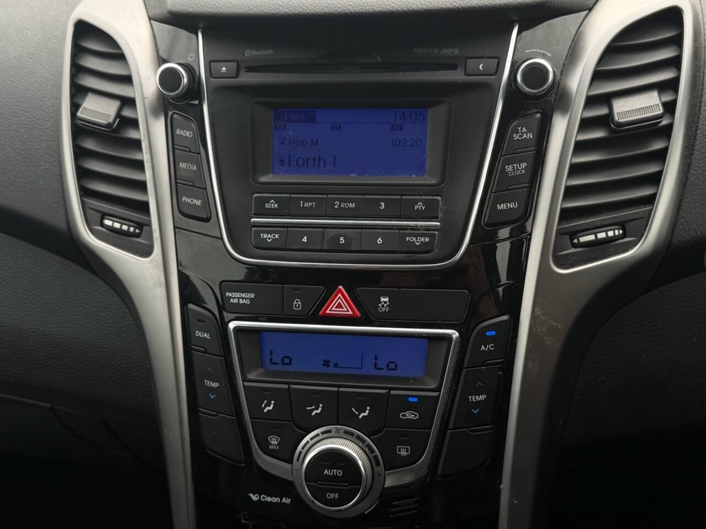 2013 Hyundai i30 thumbnail 14