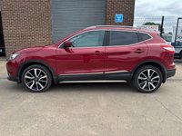 USED 2015 15 NISSAN QASHQAI 1.5 dCi Tekna SUV 5 Door Diesel Manual Red 2WD Low Tax +HEATED LEATHER+REVERSE CAM+SENSORS