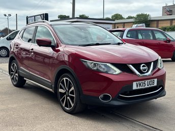 2015 NISSAN QASHQAI