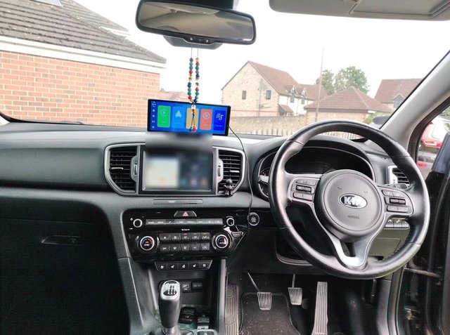 View our KIA SPORTAGE