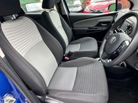 USED 2019 19 TOYOTA YARIS 1.5 VVT-h Icon Tech Hatchback 5dr Petrol Hybrid E-CVT Euro 6 (s/s) (100 ps) 