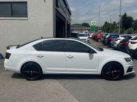 USED 2020 20 SKODA OCTAVIA 2.0 TSI GPF vRS Hatchback 5dr Petrol DSG Euro 6 (s/s) (245 ps) AUTO -- FULL SERVICE HISTORY -- HEATED SEATS -- SAT NAV -- CRUISE