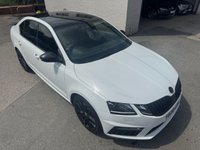 USED 2020 20 SKODA OCTAVIA 2.0 TSI GPF vRS Hatchback 5dr Petrol DSG Euro 6 (s/s) (245 ps) AUTO -- FULL SERVICE HISTORY -- HEATED SEATS -- SAT NAV -- CRUISE