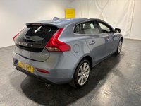 USED 2018 18 VOLVO V40 2.0 T3 GPF Inscription Hatchback 5dr Petrol Manual Euro 6 (s/s) (152 ps) Great Service History-2 Keys-Full Leather-Sat Nav-Leather-Bluetooth-Cruise