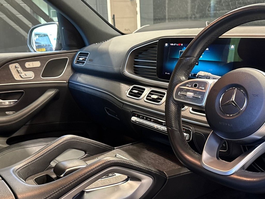 USED 2020 55 MERCEDES-BENZ GLE 2.0 GLE300d AMG Line (Premium) SUV 5dr Diesel G-Tronic 4MATIC Euro 6 (s/s) (245 ps) 7 SEAT PACK|SURROUND CAMERAS
