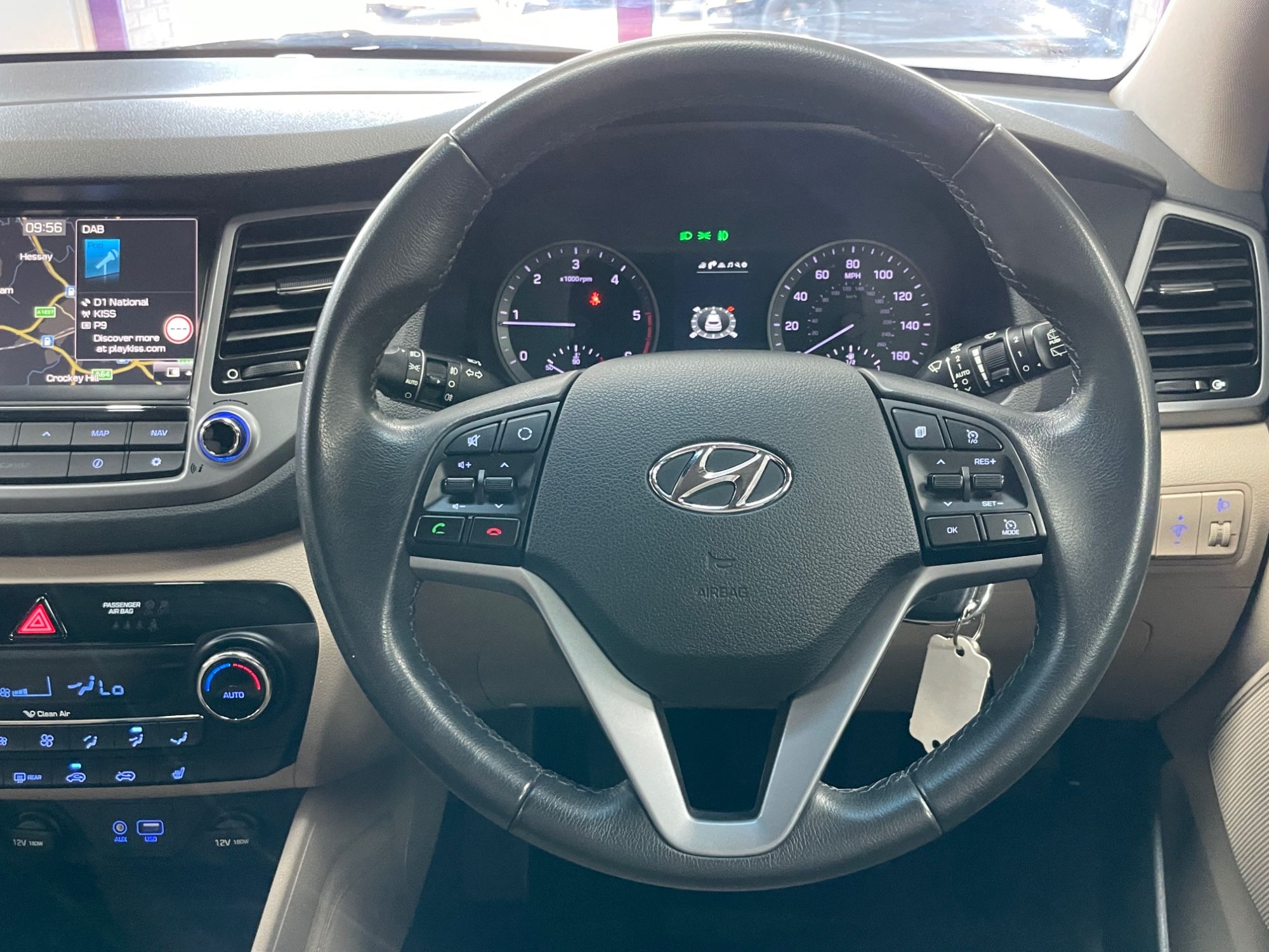 USED 2015 65 HYUNDAI TUCSON 2.0 CRDi Premium SUV 5dr Diesel Manual 4WD Euro 6 (136 ps) 