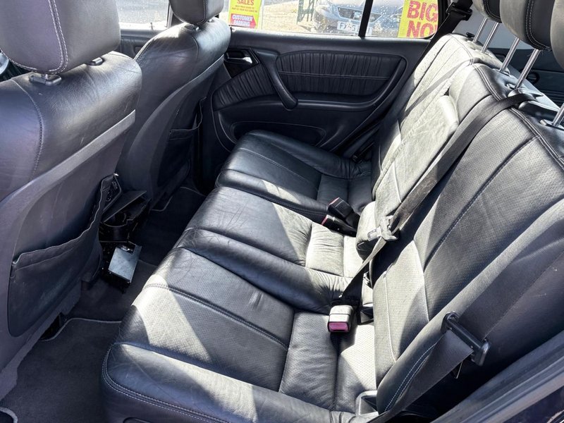 2003 Mercedes-Benz M Class in blue — photo 17 of 20