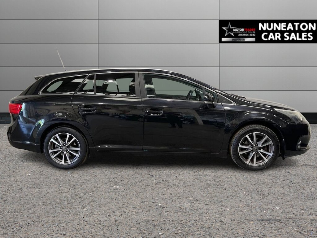 USED 2015 15 TOYOTA AVENSIS 2.0 D-4D Icon Business Edition Tourer 5dr Diesel Manual Euro 5 (126 ps) Sat Nav