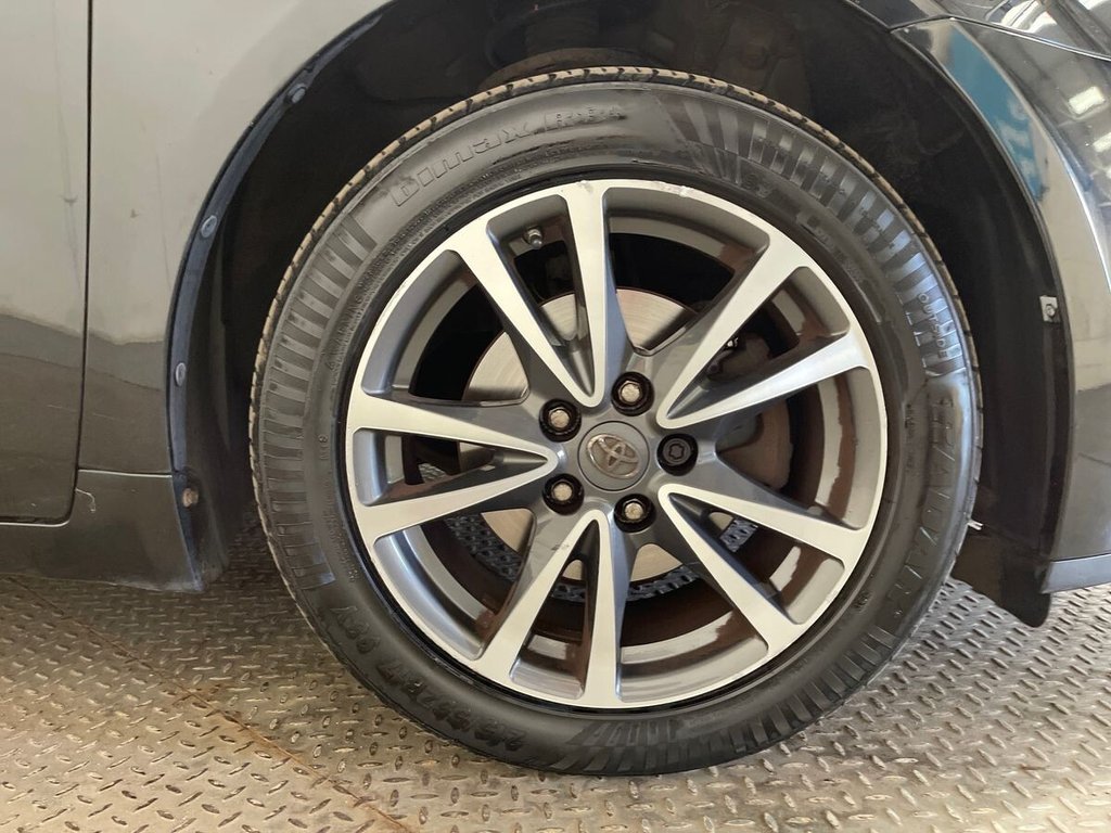 USED 2015 15 TOYOTA AVENSIS 2.0 D-4D Icon Business Edition Tourer 5dr Diesel Manual Euro 5 (126 ps) Sat Nav