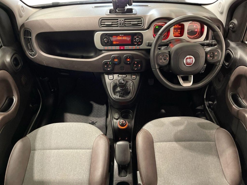 USED 2019 19 FIAT PANDA 0.9 TwinAir Cross Hatchback 5dr Petrol Manual Euro 6 (s/s) (90 bhp) GREAT SERVICE HISTORY BUY CONFIDENT