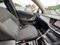 USED 2017 17 VAUXHALL ASTRA 1.4i Tech Line Sports Tourer 5dr Petrol Manual Euro 6 (100 ps) USB AND AIR CON