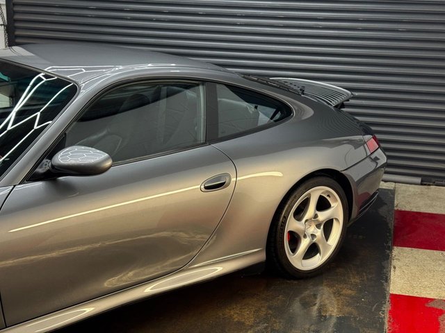 View our PORSCHE 911