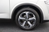 USED 2022 22 NISSAN QASHQAI 1.3 DIG-T MHEV N-Connecta 5dr (SAT NAV) 