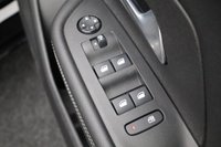 USED 2021 21 VAUXHALL MOKKA ELECTRIC 50kWh SRi Nav Premium 5dr Auto 